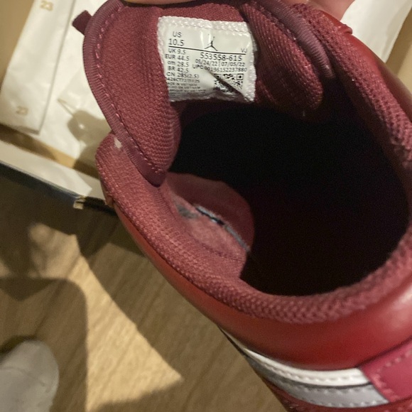 Jordan 1 Low - Picture 3 of 4